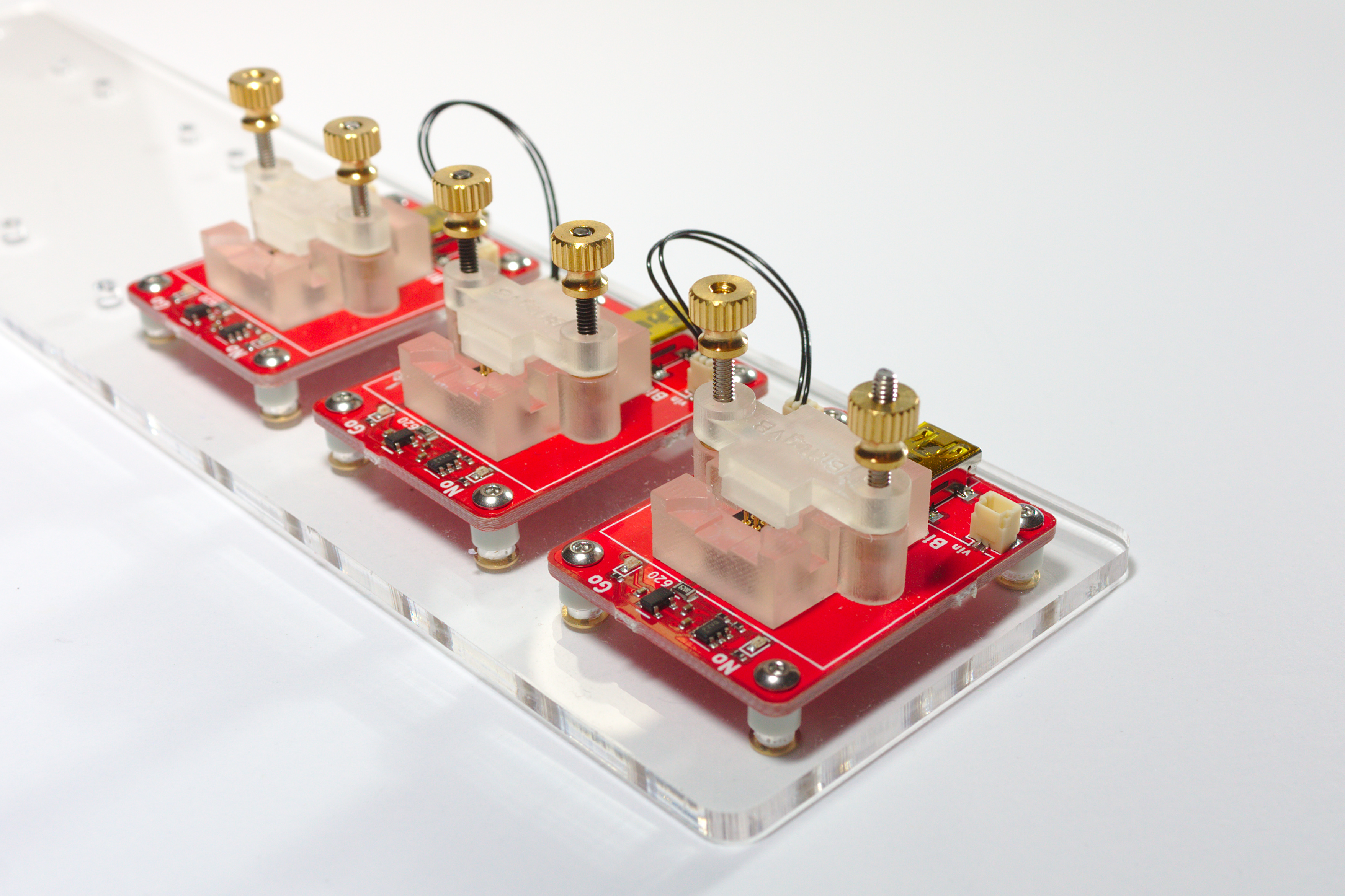 Tag Charger Array